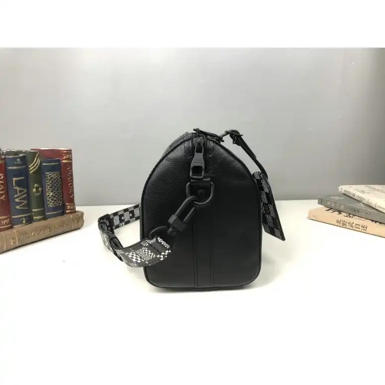 20DJ11111 Bag LV 0724